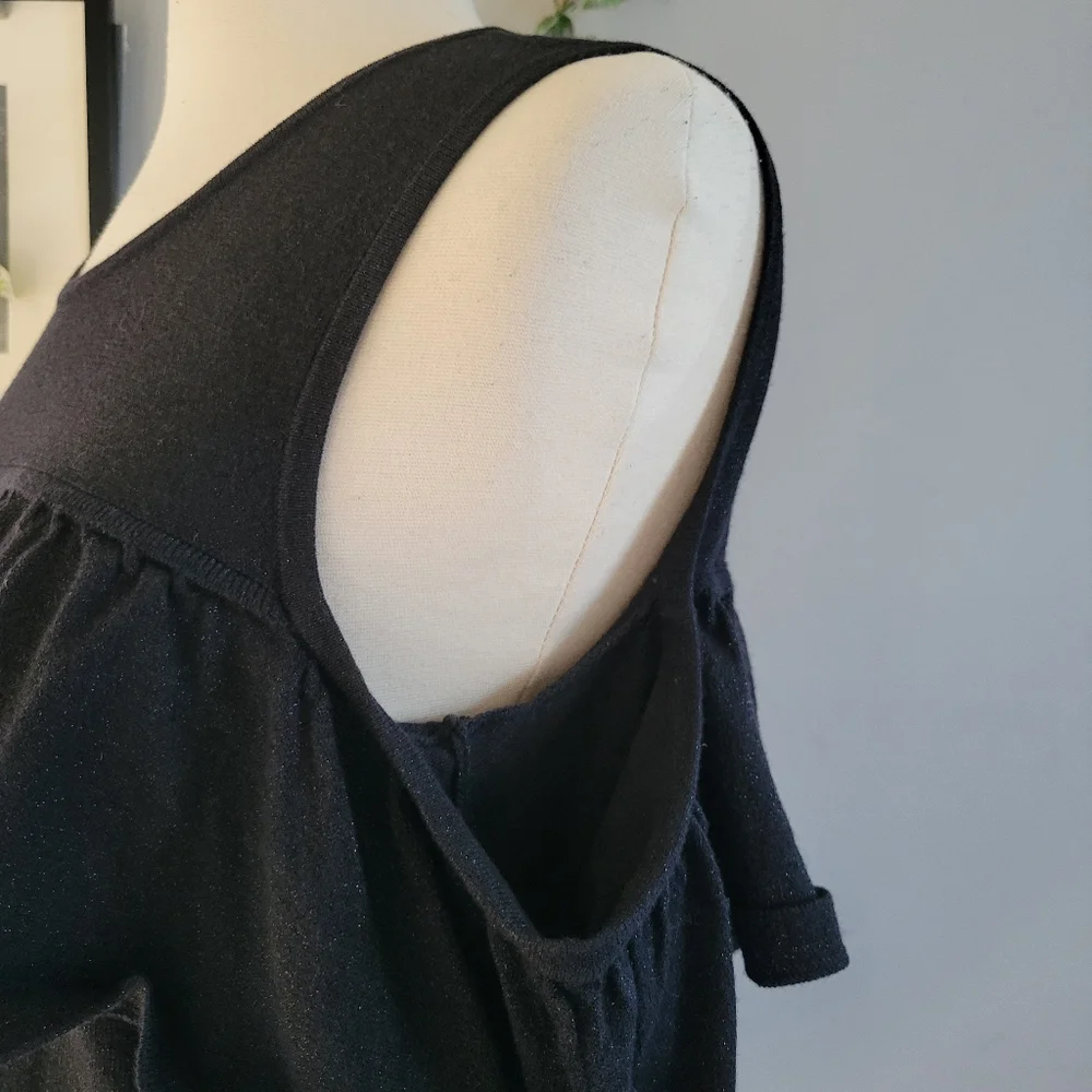 Lilly Pulitzer Burke Onyx Metallic Pullover Cold Shoulder Ruffle Sweater Black M - Picture 8 of 10